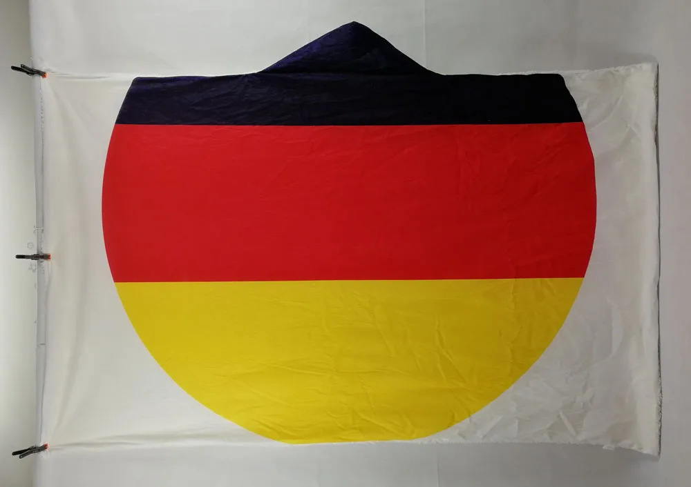 Бесплатная доставка Подарочная флисовая накидка с капюшоном и рисунком флага из