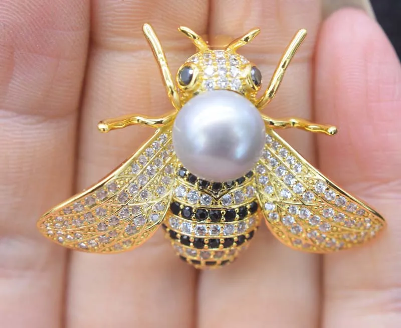 Брошь в виде пчелы из пресноводного жемчуга белая/черная/желтая/серая/Нефритовая
