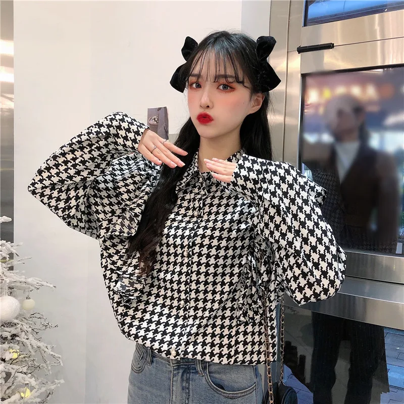 

Korean Style Women Spring Summer Elegant Plaid Turn-down Collar Shirt Blouse Casual Button Puff Sleeve Office Lady Top Shirts