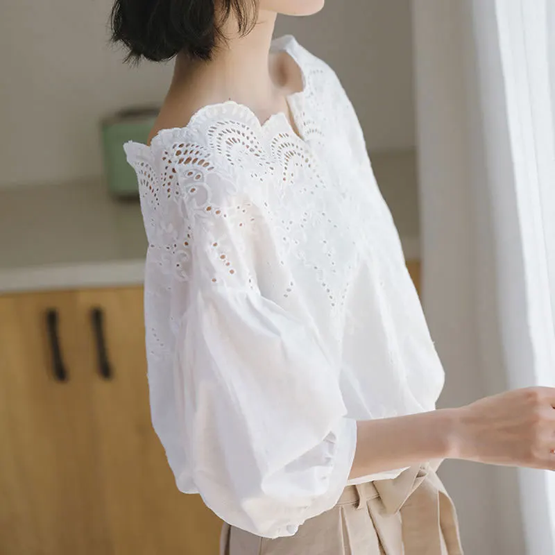 Summer Korea Fashion Women Shirt Loose Off Shoulder Hollow Out Ladies Blouses Cotton Sweet Cute Short Sleeve White Shirt D192