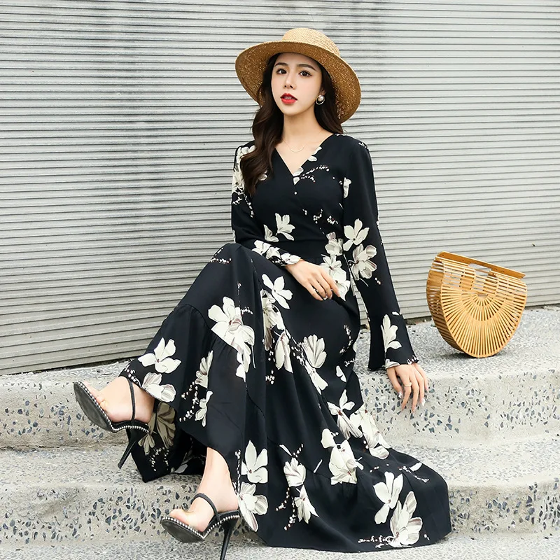 

Spring 2021 new Korean version plus size women's dress long knee chiffon V-neck long sleeve temperament long dress elegant