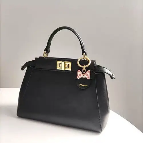 

Disney Keychain New Fashion Cute PU Mickey Minnie Car Keychain Creative Gift Bag Jewelry Pendant