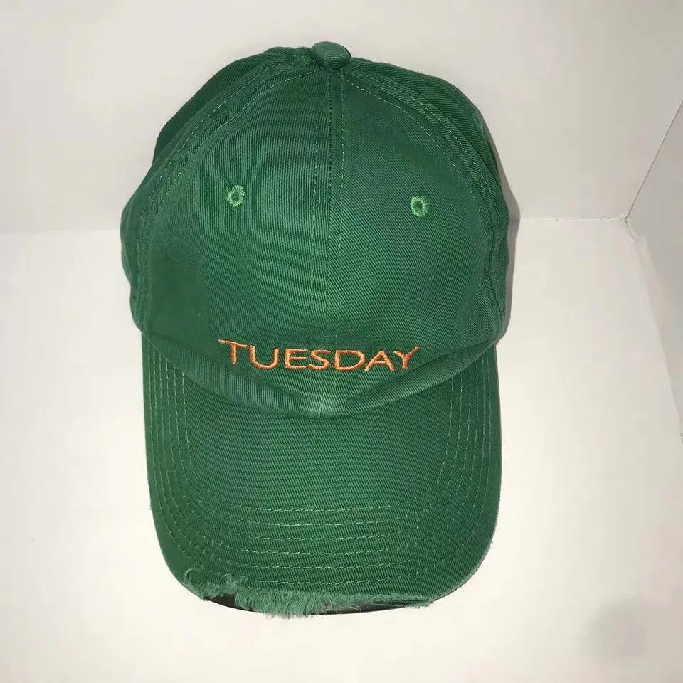 

2019 Vetements Week Day Embroidery Women Men Ripped Caps Basball Caps Hiphop Streetwear Vetements Caps Hat 7 Colors