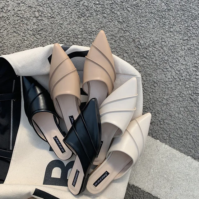 Брендовые тапочки Женские туфли без задника Модные шлепанцы с острым носком