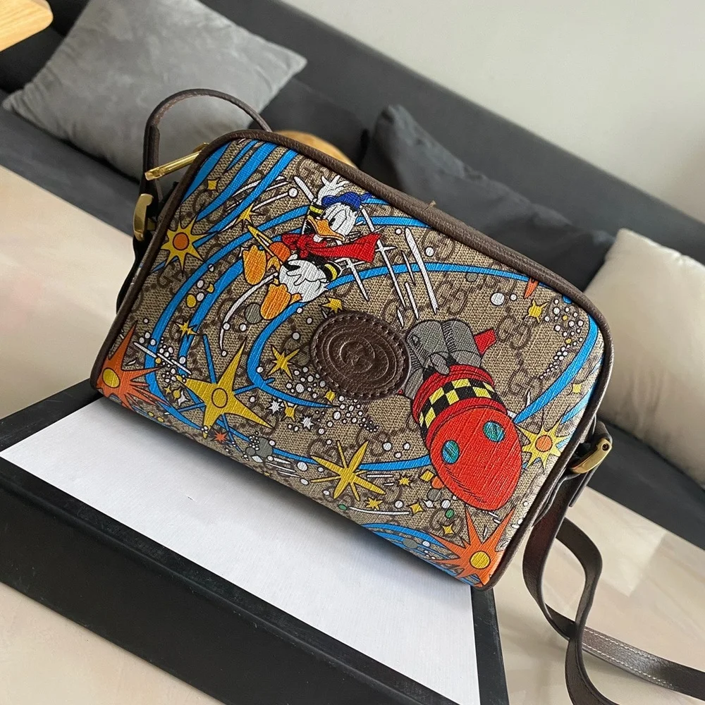 

2021 new camera bag fashion one-shoulder messenger bag luxury designer bag
