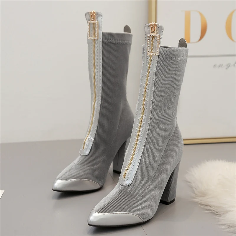 Новинка 2019 года Модные женские ботинки сапоги из флока на молнии высоком каблуке
