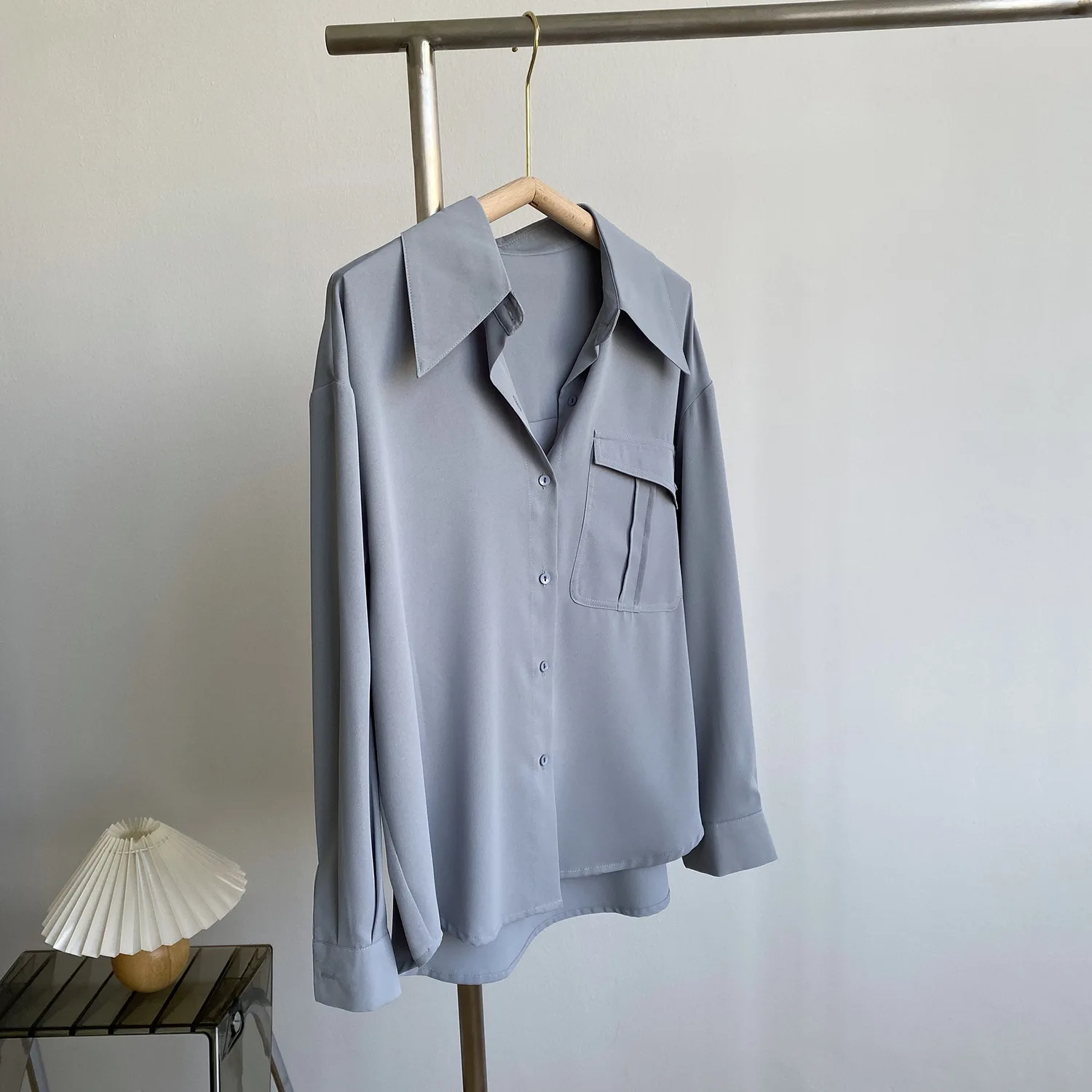 

2020 Autumn New Design Sense Korean Style Solid Color Simple Vertical Feeling Long Sleeve Women's Shirt