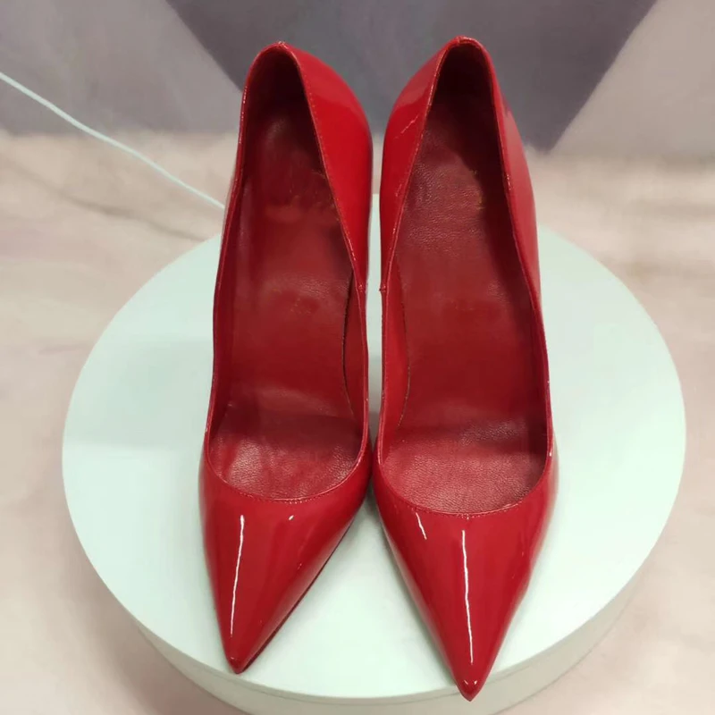 Женские вечерние туфли на высоком каблуке из натуральной кожи классический