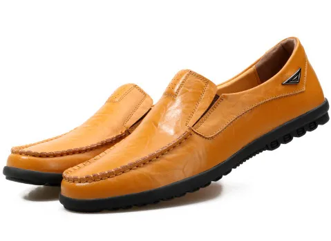 

Exclusive design sneakers lightweight