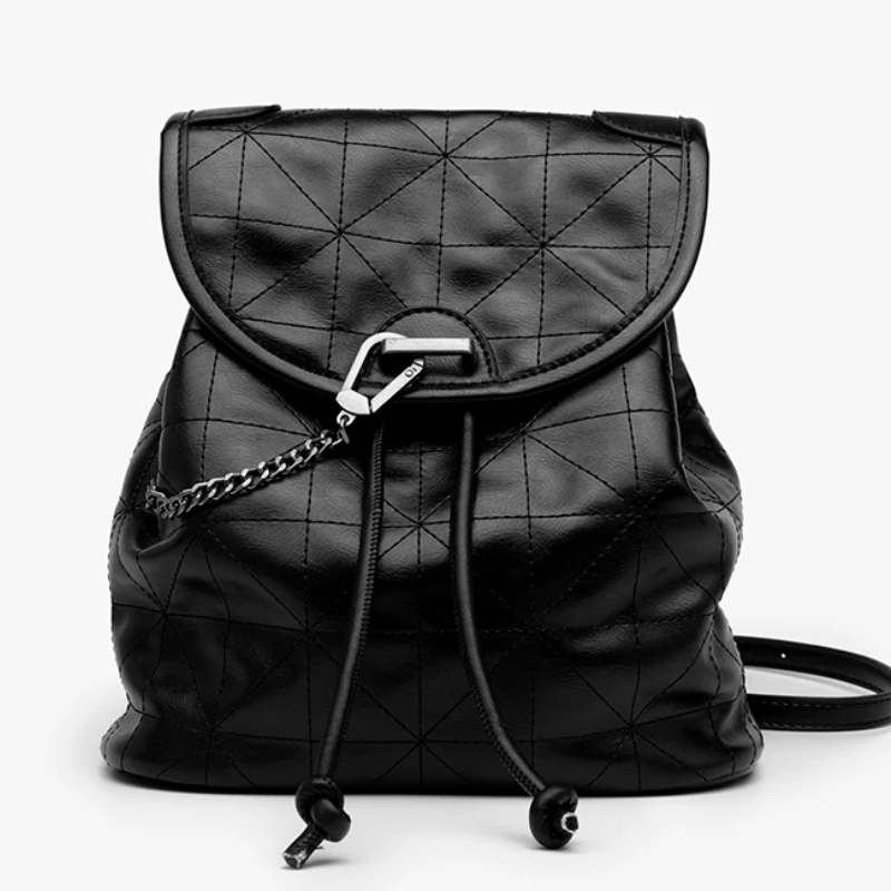 

New Backpack Purse for Women Black Fashion Lingge Backpack Flip PU Leather Bags Outdoor Casual Women's bag Europe America