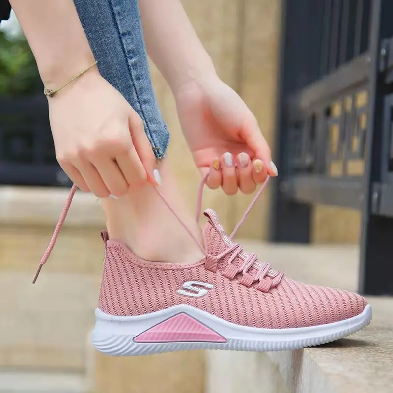 

2021 Trendy New Women's Flat-Bottomed Cloth Sneakers Casual Sports Shoes Breathable Soft-Soled Non-Slip Mother Shoes