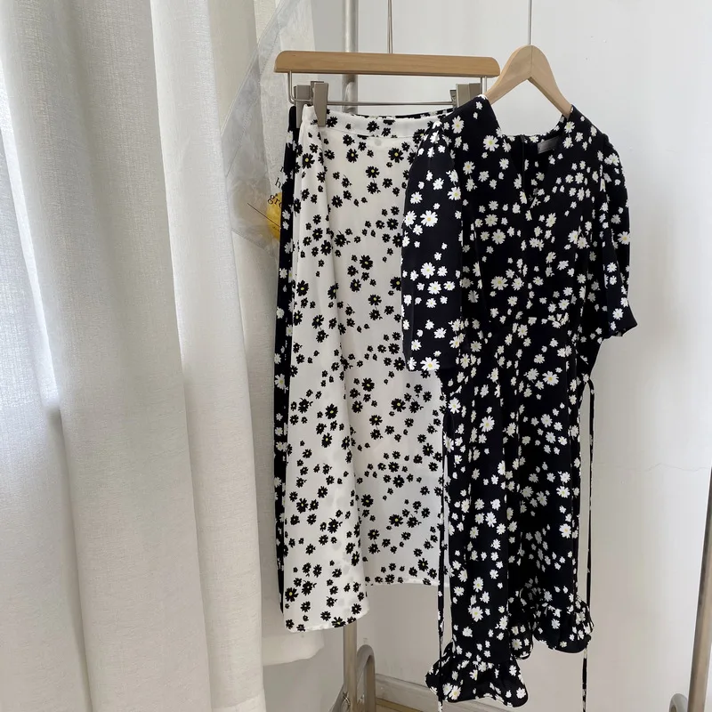 Женская мини-юбка с коротким рукавом до середины икры высокой талией и цветочным