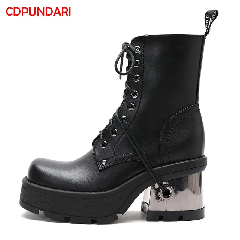 Женские ботильоны на платформе и высоком каблуке черные ботинки в готическом