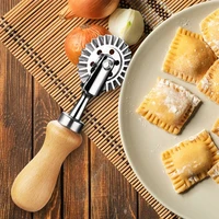 dumpling embossing side embossed biscuit mold pasta hand cutting machine baking pastry decor cookie mold roll wheel tools