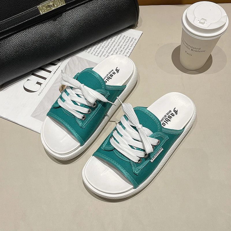 

Женские шлепанцы, новинка 2021, модные сандалии с открытым носком, удобная резиновая обувь на платформе с круглым носком, женская повседневна...