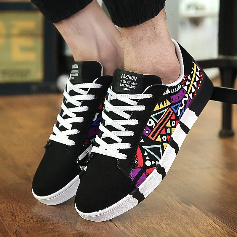

2021 Summer Hot Men Sneakers Fashion Canvas Casual Shoes For Men Lace Up Flat Shoes Outdoor Male Vulcanized Shoes Tennis Shoes