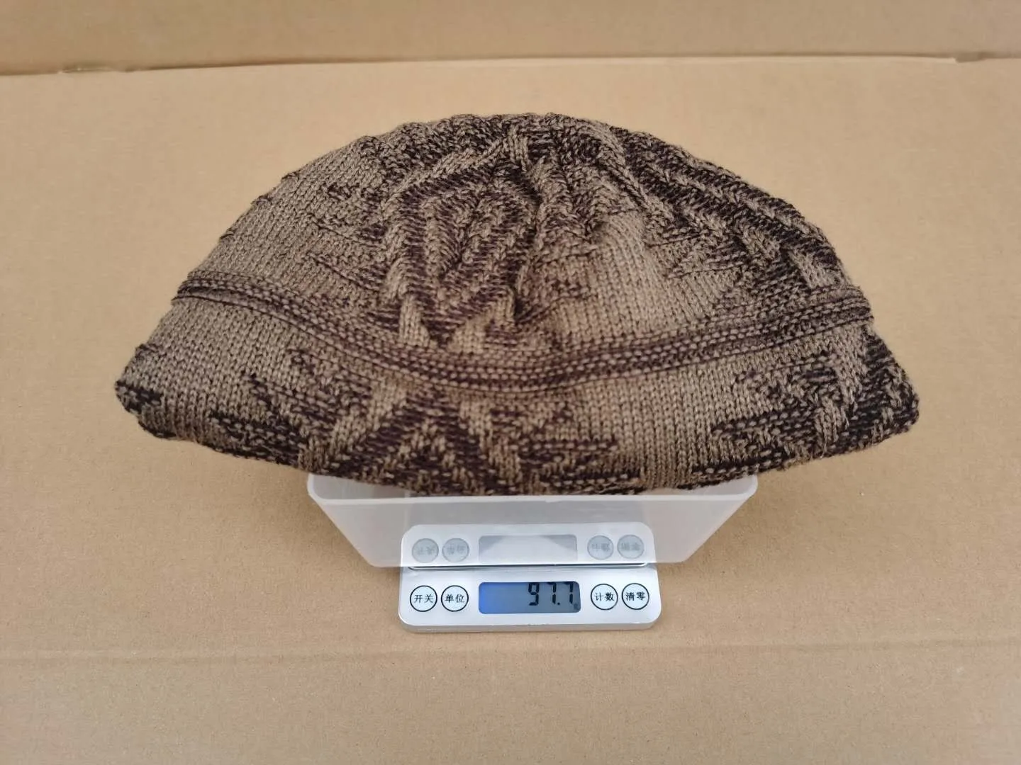 

Adult Neutral Winter Keep Warm Vintage Printing Hats Men's Caps Plush knitted Woolen Outdoor Casual Hats bonnet femme hiver 1130