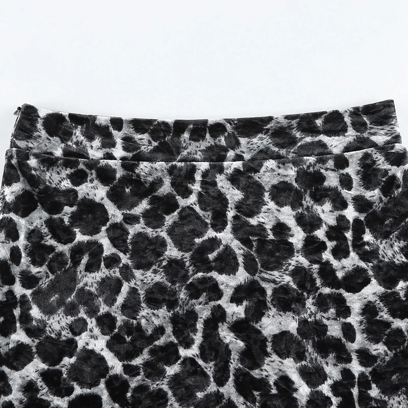 

Women's Fashion Sexy Leopard Print Velvet Print Bag Hip Skirt Black
