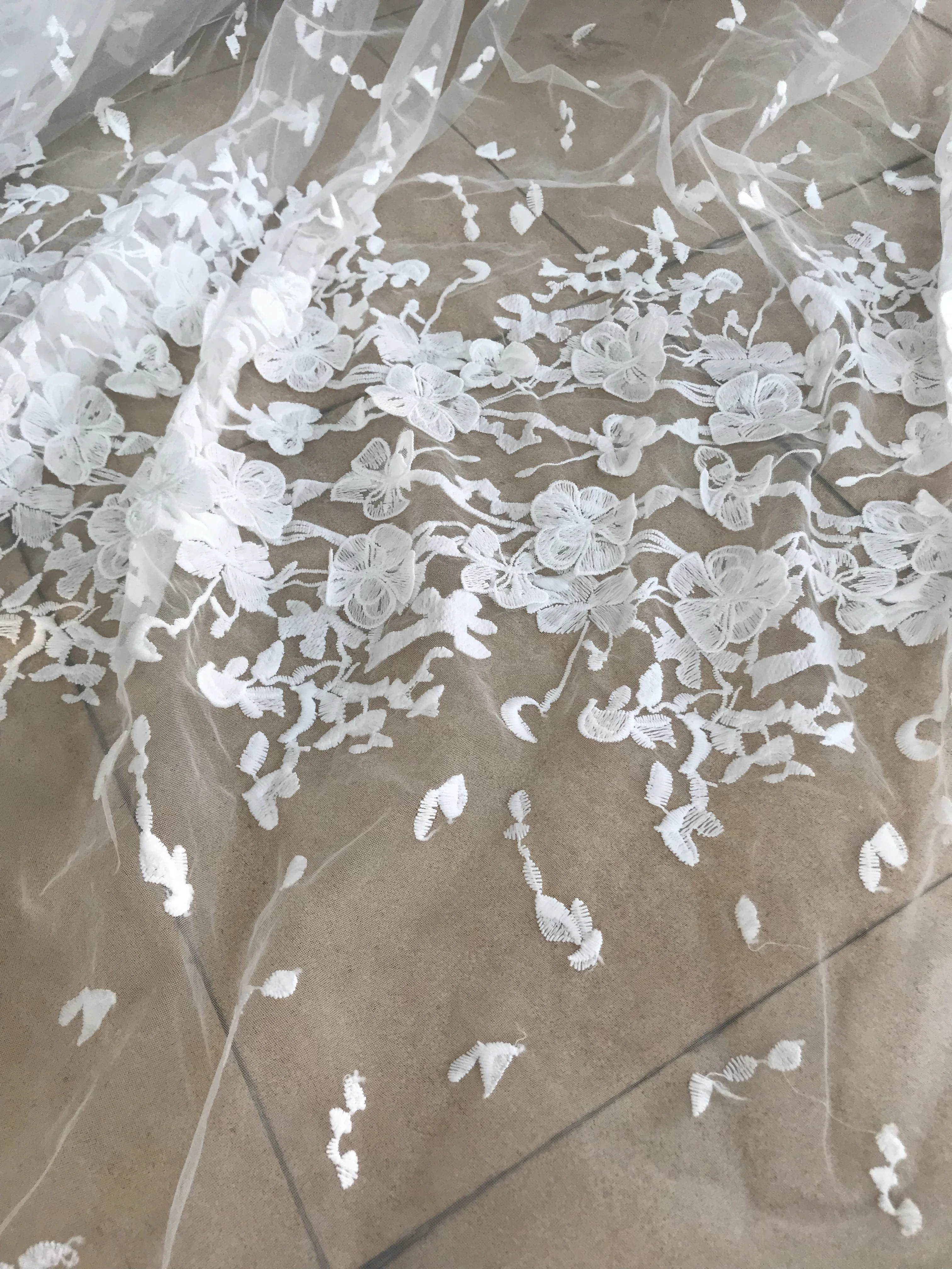 Белый Добби прекрасный цветок аппликация молочное волокно вышивка мягкий тюль