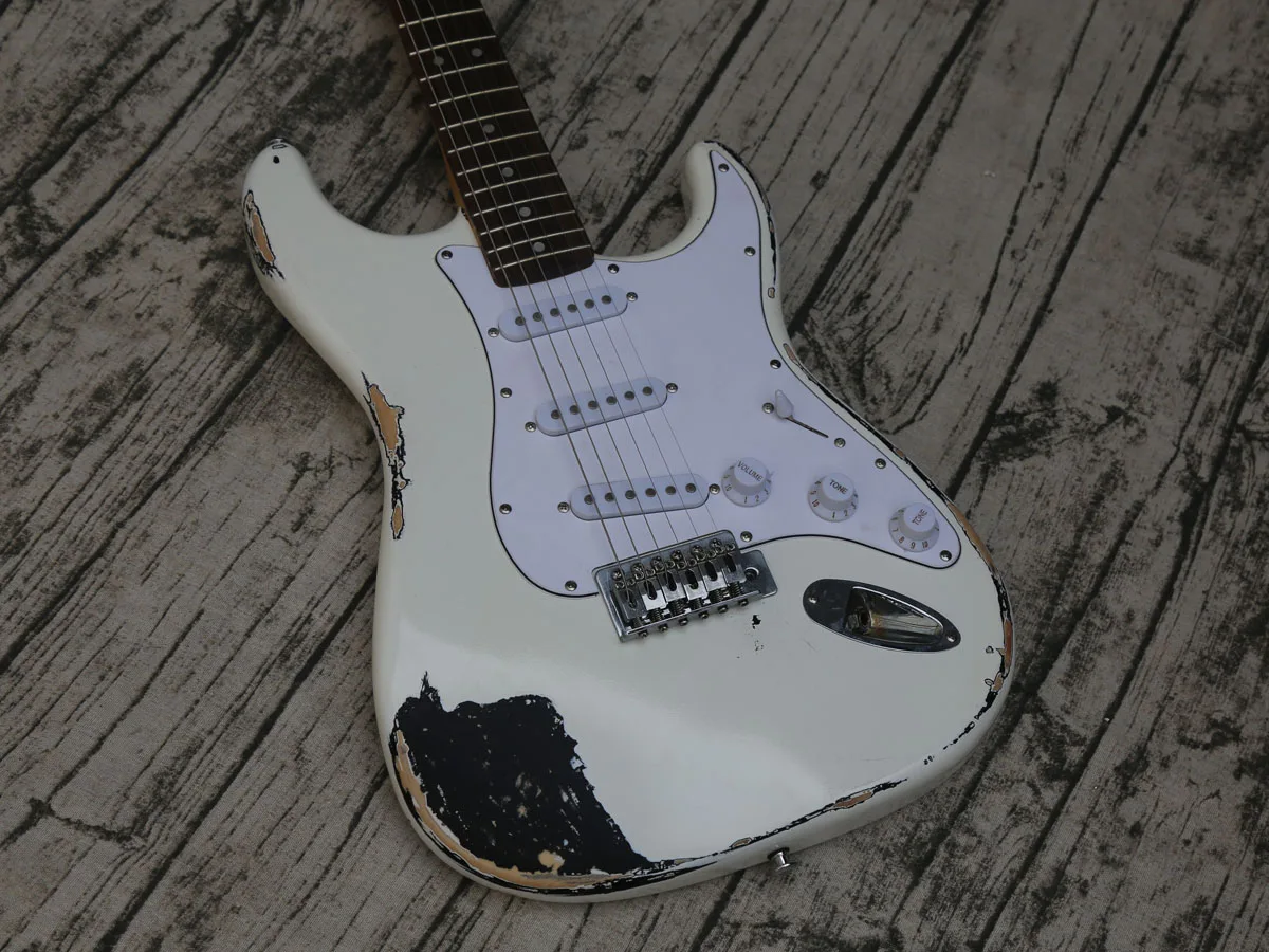 

Aged/Relic Quality Eletric Guitar, SSS Pickups
