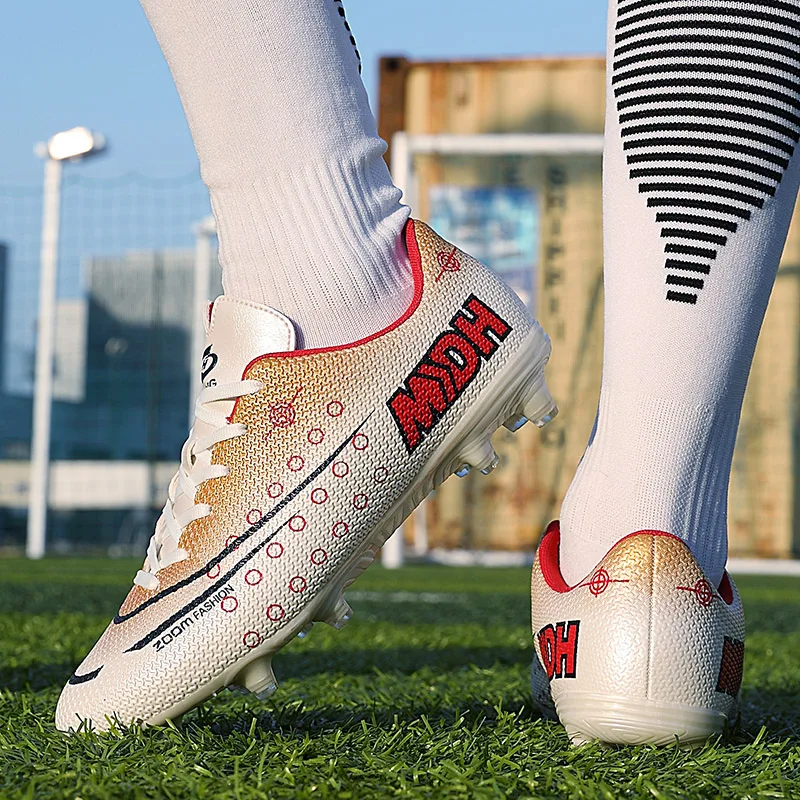 Мужские футбольные бутсы для газона помещений кроссовки chaussure de foot boots crampon Football
