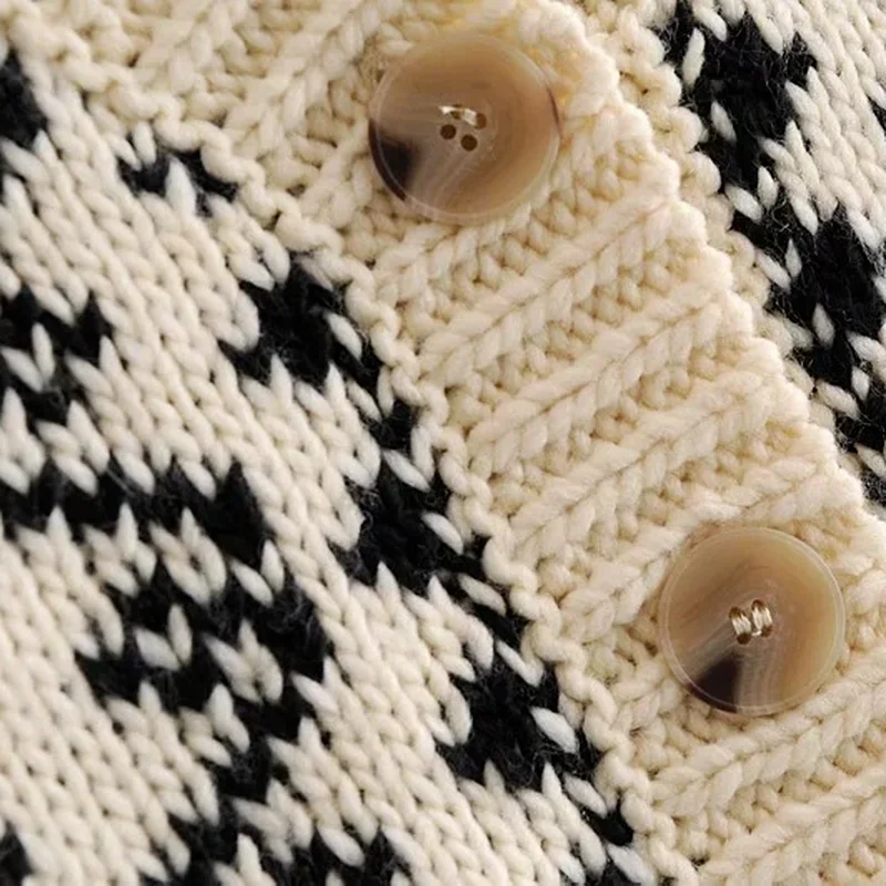 

Elegant Warm Outwear Fashion Comfortable Screw Thread Students Retro Ins Sweater Vest Women Button Cardigan Classic Korean Style