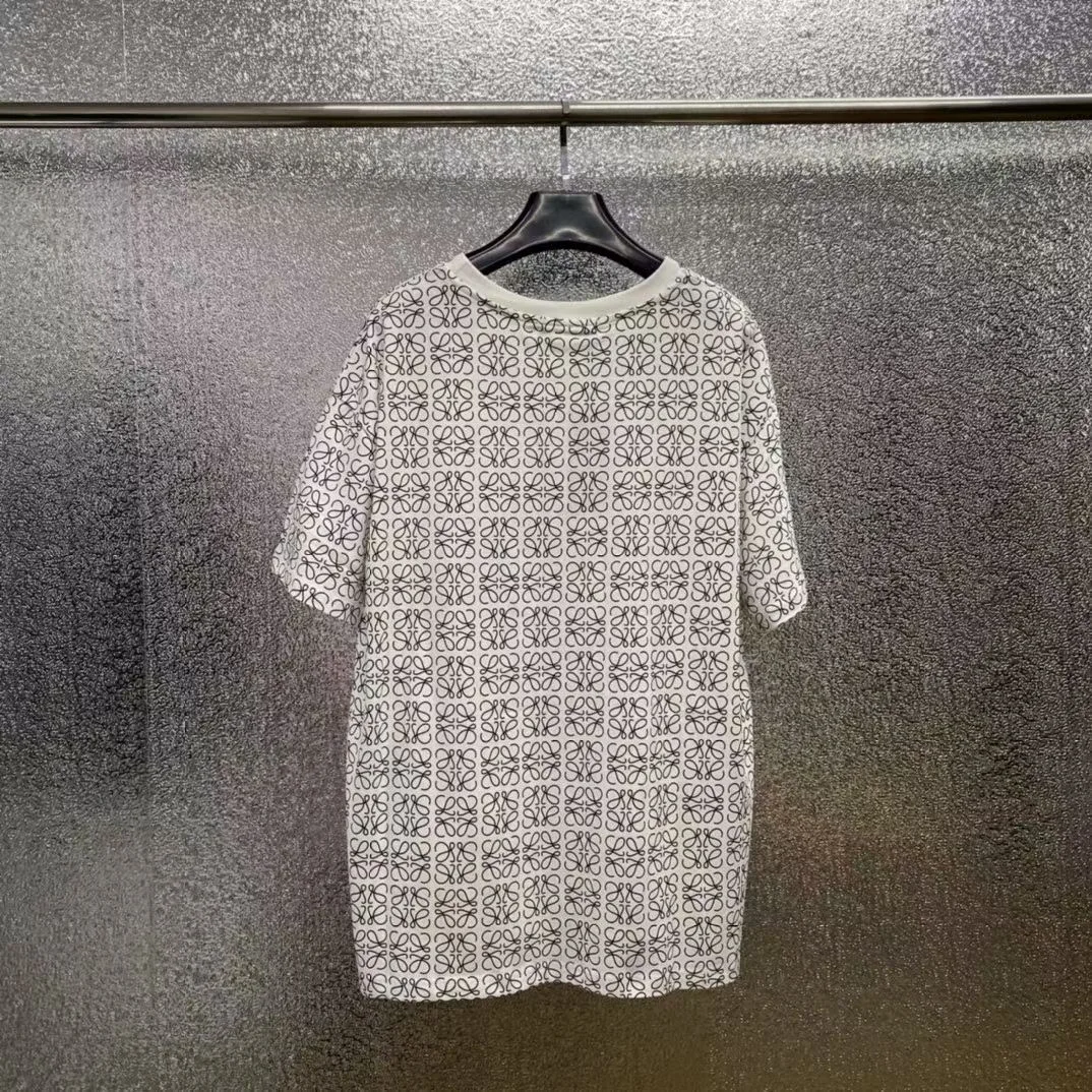 

2021 fashion love luxury brand beauty diamond short sleeve vest, this vest is very good-looking, absolutely the most dazzling st