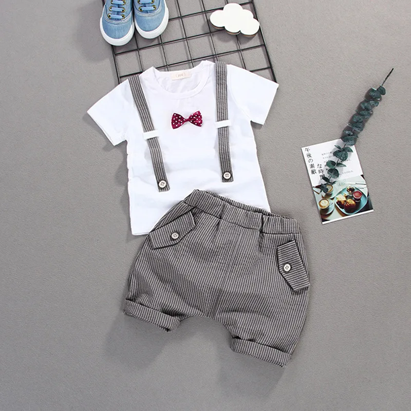 

OHMETOY 2021 New Male Baby Short Sleeve Striped Shorts Two-piece Suit Kids Cotton Solid Clothes Children O-Neck Fashion Clothes