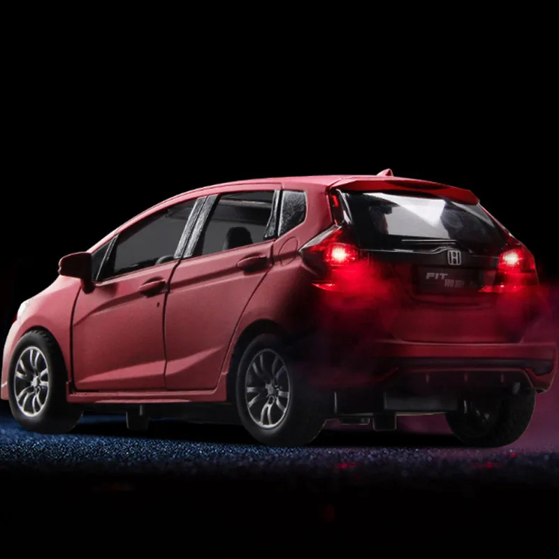 Горячая Распродажа 4 цвета 1:32 Honda Fit металлический сплав модель автомобиля