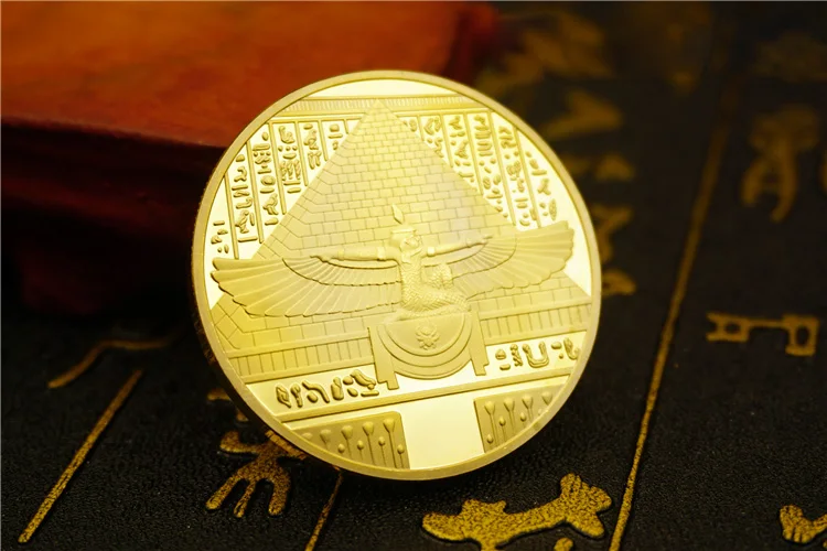 монета египет пирамиды