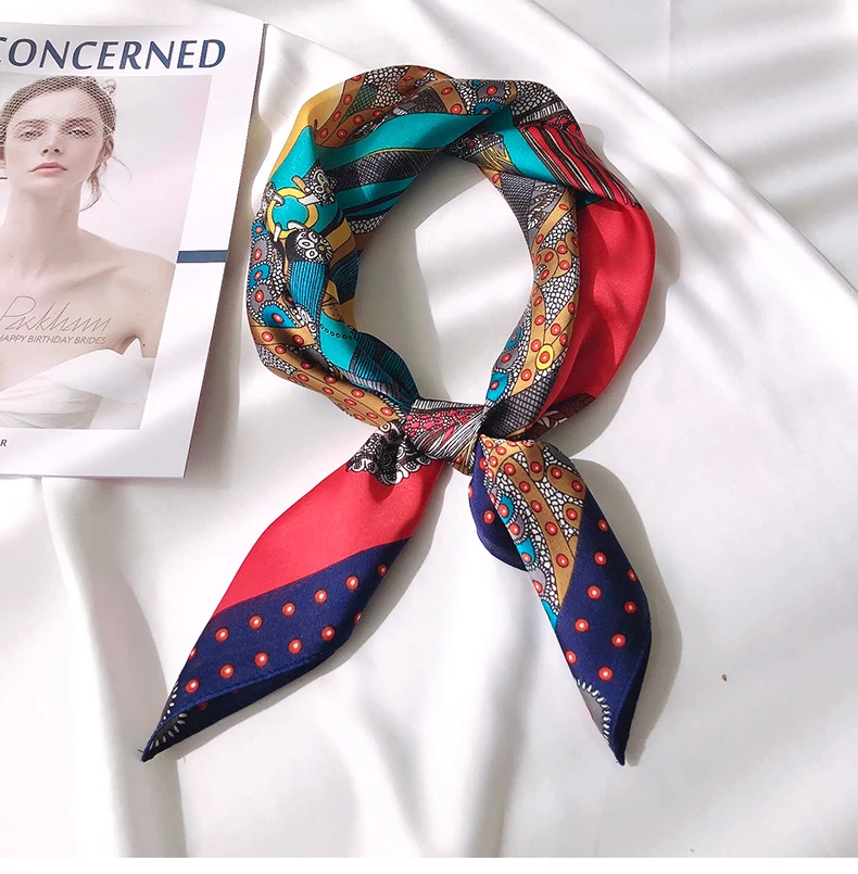 

2021 Summer Luxury Brand Silk Scarf Square Women Shawls And Wraps Fashion Office Small Hair Neck Hijabs Foulard Scarves 70*70cm