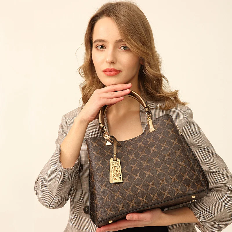 

New fashion messenger bag trend printing one-shoulder messenger handbag all-match large-capacity ladies casual tote bag