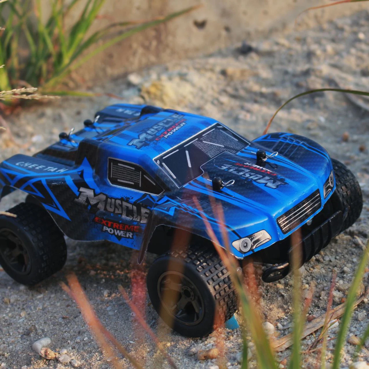 

1/18 Fast Rc Truck 4wd Climb Remote Control Car Kids Toys for Boys Drift Electric Cars and Trucks Off Road 4x4 Vehicles Children