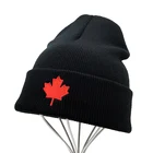 Новинка 2020, осенне-зимние вязаные шапки-бини с вышивкой из красного кленового листа Канады, повседневные теплые шапки для мужчин и женщин