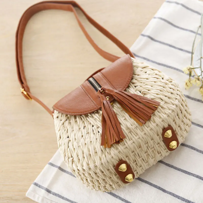 

Summer Straw Bags Woven Rattan Shoulder Pack Small Beach HandBags Women Hollow Tassel Handmade Messenger Crossbody Bag