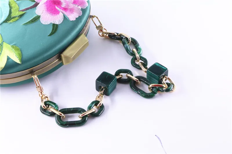

2020 fashion design custom length resin beads link chain charm for bag handle