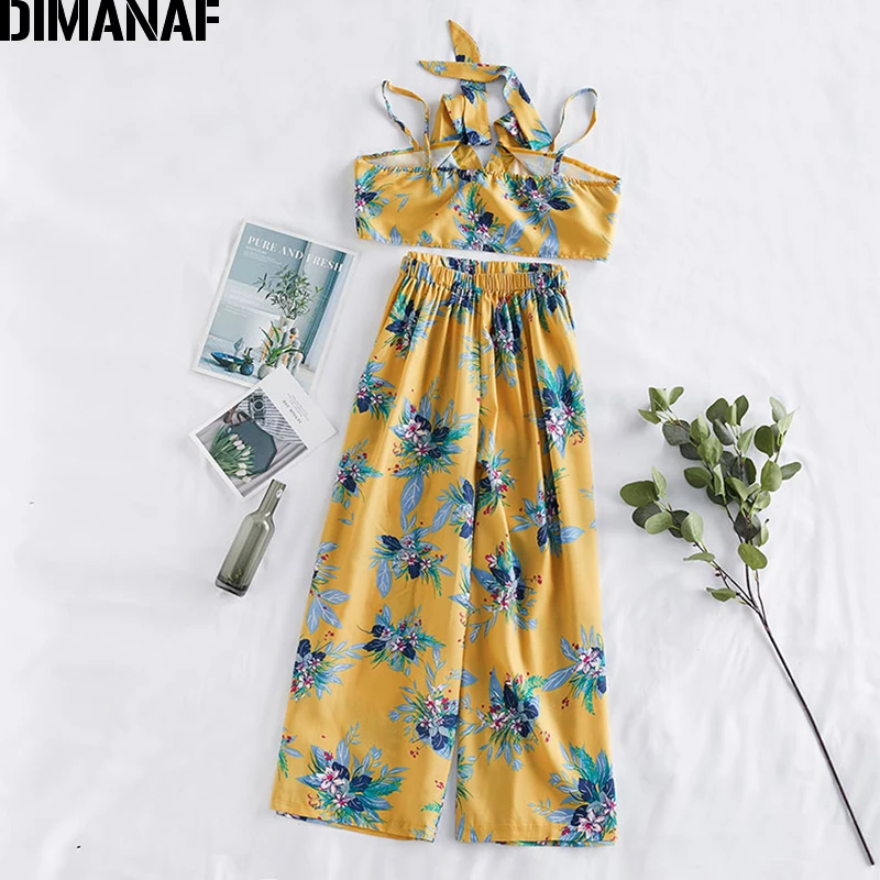 Женский костюм оверсайз с цветочным принтом и длинными свободными брюками| |