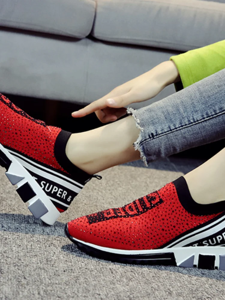 

Cozy Men Casual Shoes Couple Sneakers Men Trend Lace-Up Brand Luxury Sports Breathable Mesh Women Shoes Men Botas Mujer 35--45