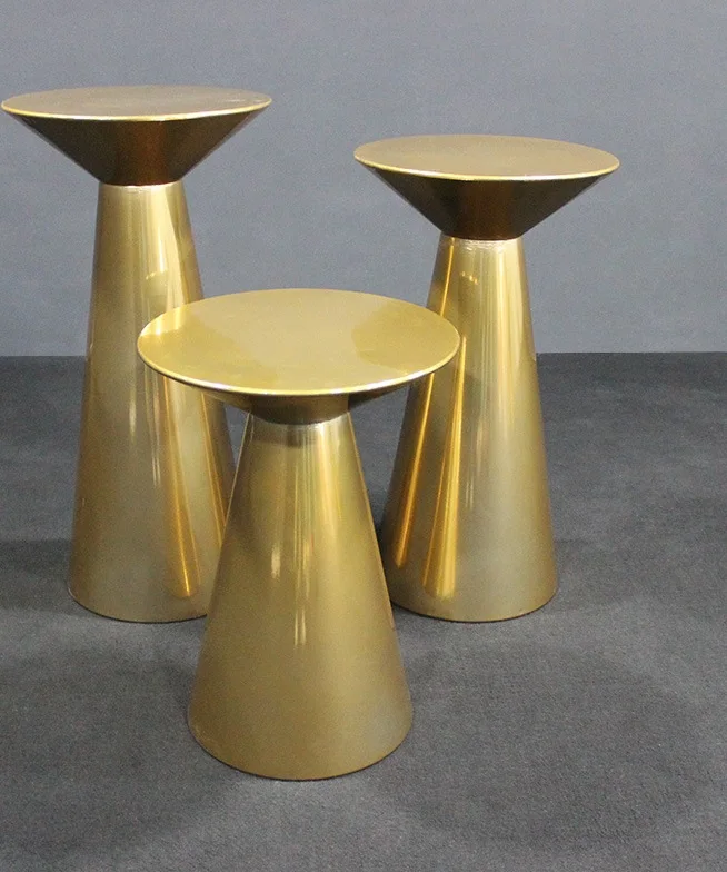 

The cake stand cylindrical side table