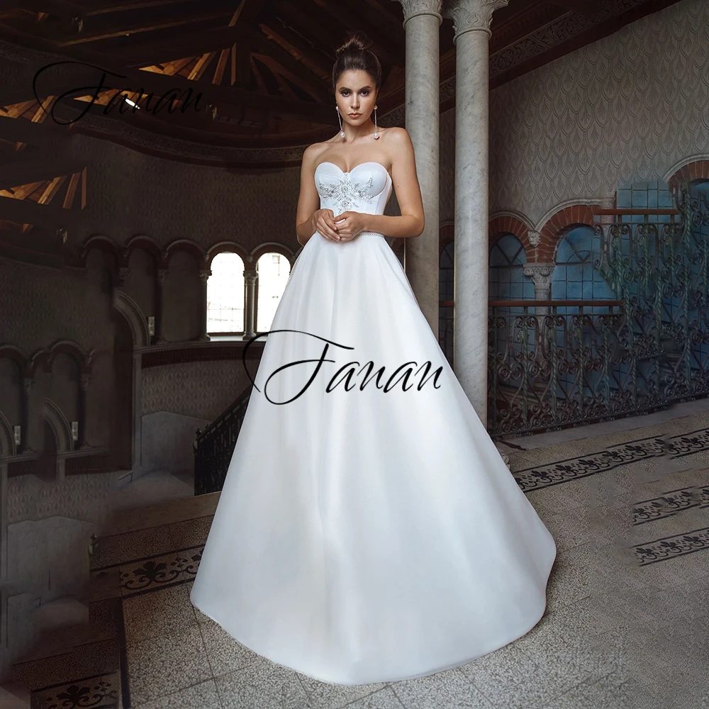 

Strapless Beading Crystal Appliques Wedding Dress Backless Sleeveless A-Line Organza Bridal Gown robe de soirée de mariage