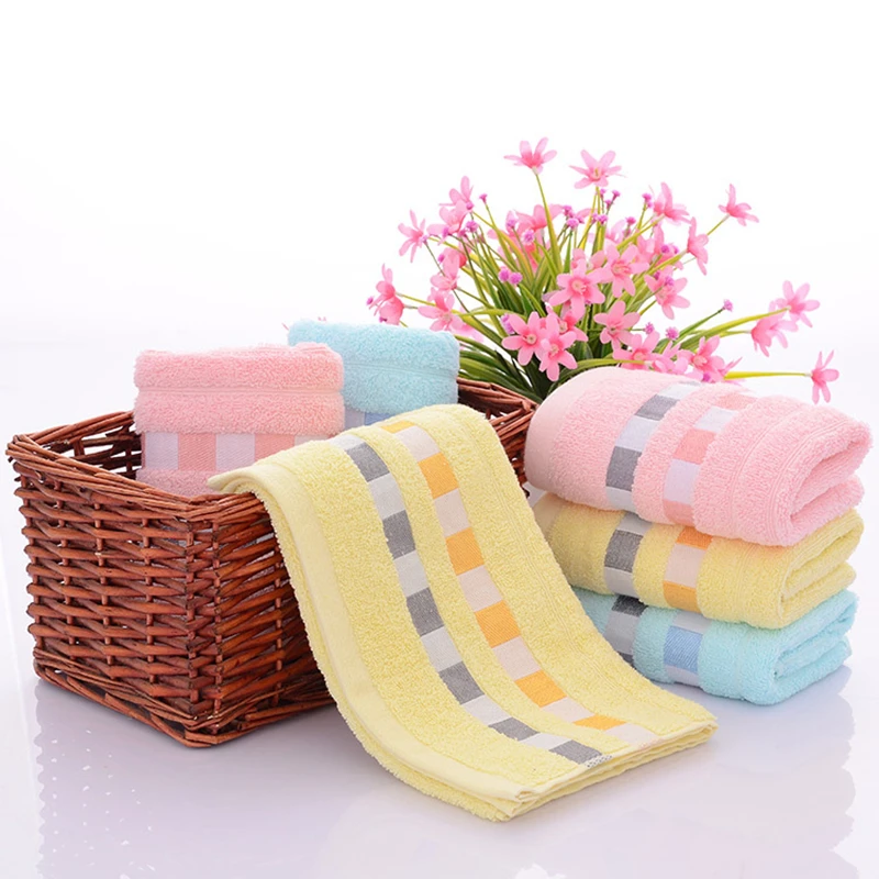 

1 piece of household cotton adult face towel, soft absorbent and quick-drying towel, bath towel