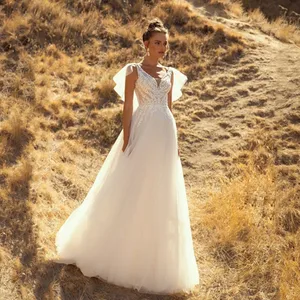 Vintage Bohemian Wedding Dresses V Neck Appliques Lace A-Line Tulle White Ivory Simple Boho Bride Gown 2021 vestidos de novia