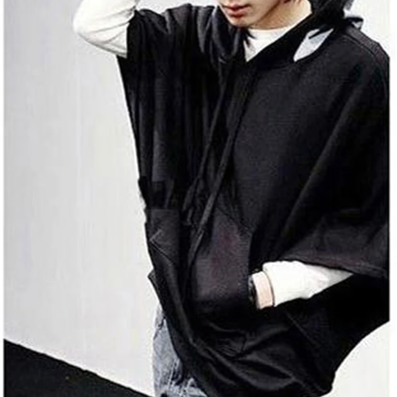 

Korean Fashion Men's Loose Hooded Bat Shirt Fashion Summer Short-sleeved Large-size T-shirt Singer Costume Mens Clothing