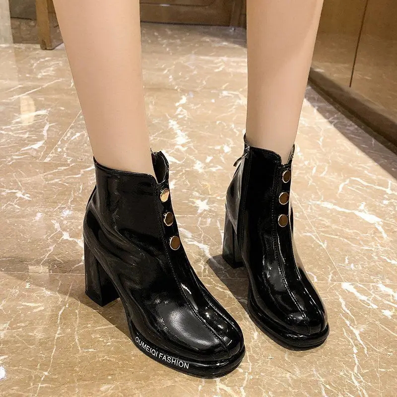 

2021new Autumn Ankle Boots Women's All-Match High Heel Chunky Heel Patent Leather Fashion Trending Skinny Metal Decoration