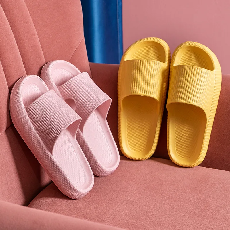 

Dropshipping Pantufas Promotion Indoor EVA Cool Slippers Womens And Mens Same Style Spring High Quality Soft Light Shoes 2021