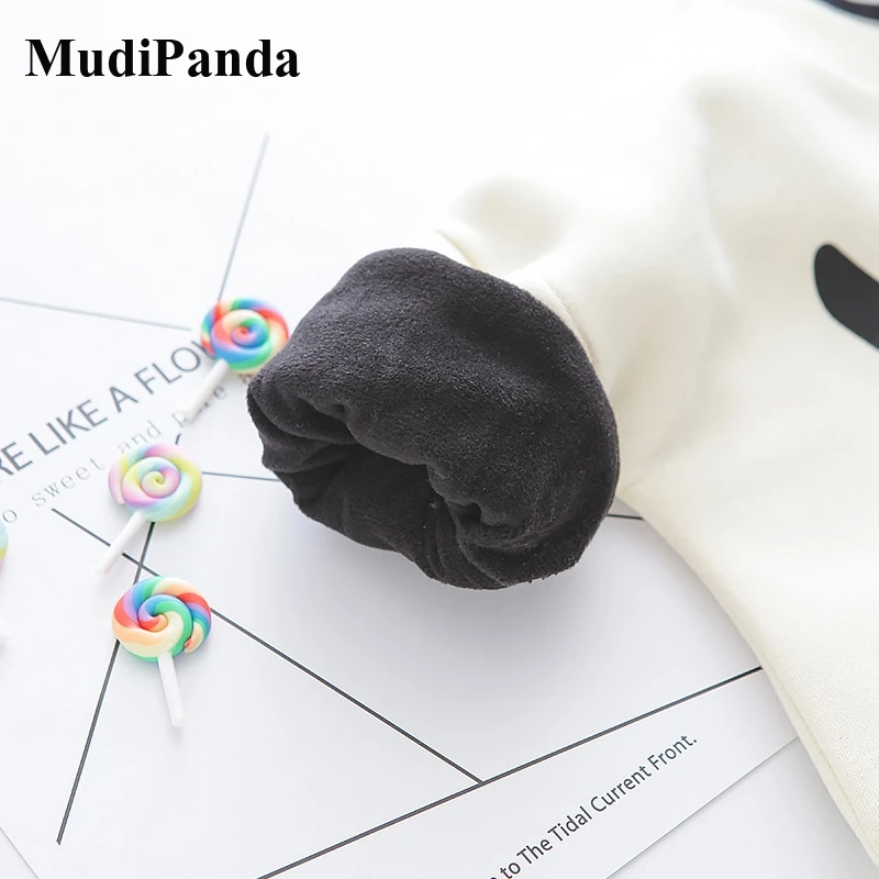 

MudiPanda Winter 2021 Baby Clothes Set For Kids Girls Boys Children'S Letter Printed Plus Velvet Two-Piece Suits 2 3 4 5 6 Years