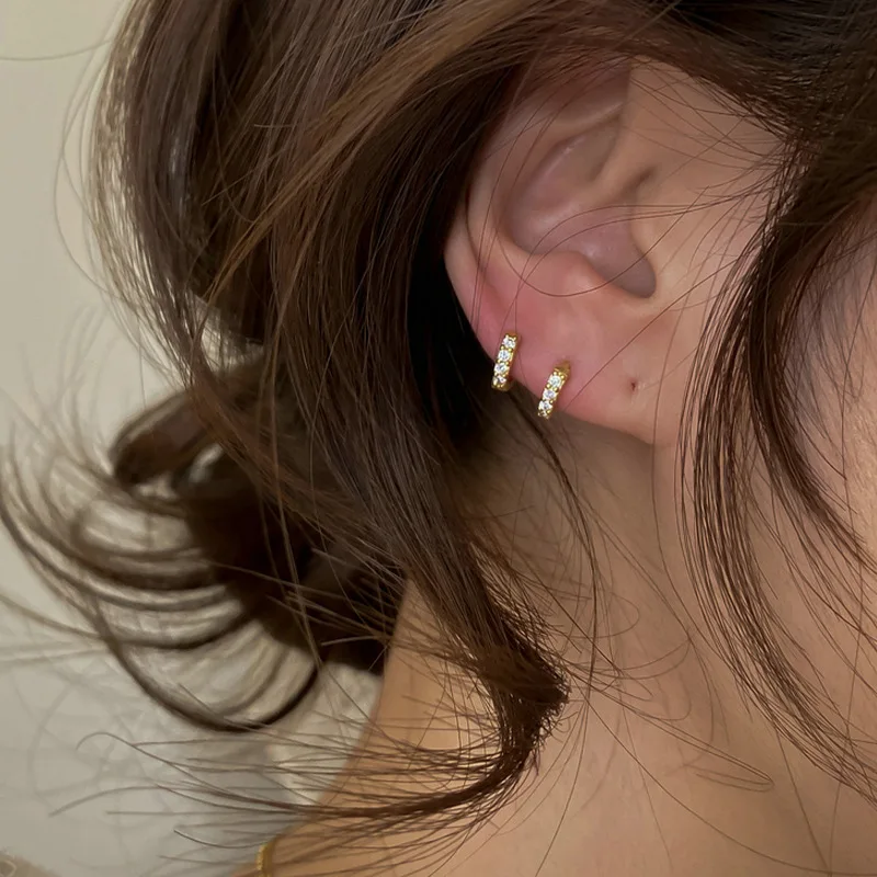 

New Small Girls Hoop Ear buckle Tiny Ear Rings Cartilage Huggies Piercing Hoop Studs Conch Earlobe Tragus Circle Women Hoops