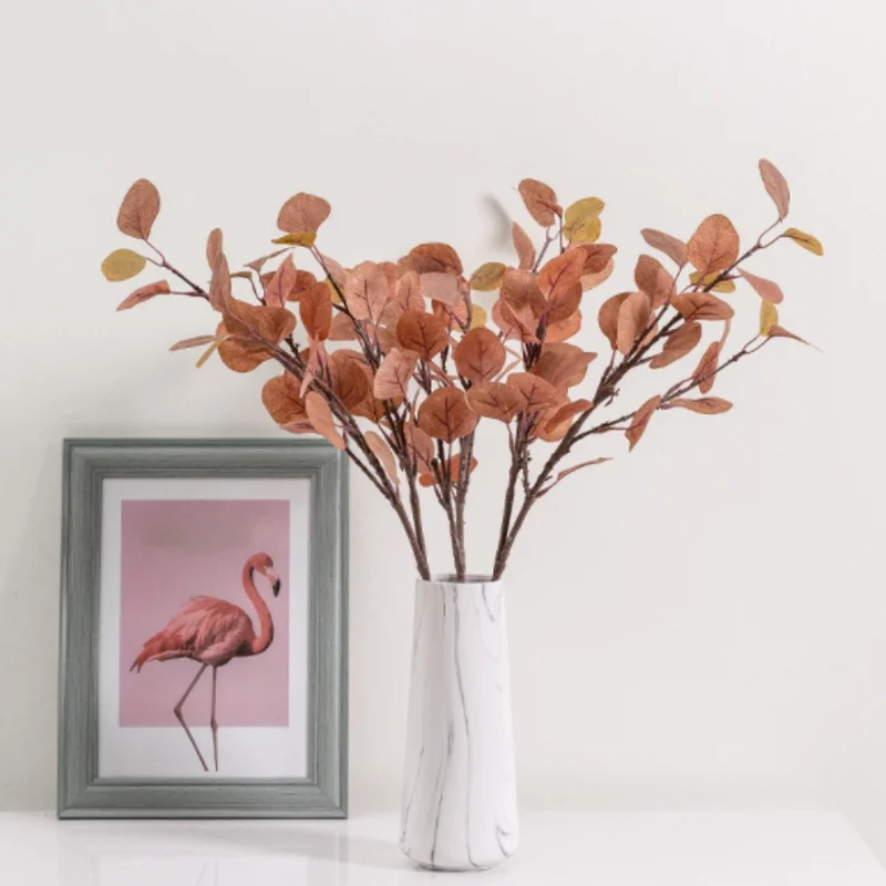 Искусственное пластиковое растение эвкалипта листьями деньги травы дома