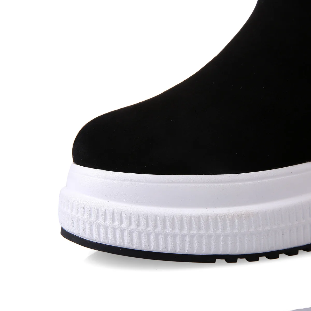 Женские зимние ботинки из натуральной кожи на плоской подошве с двойной молнией