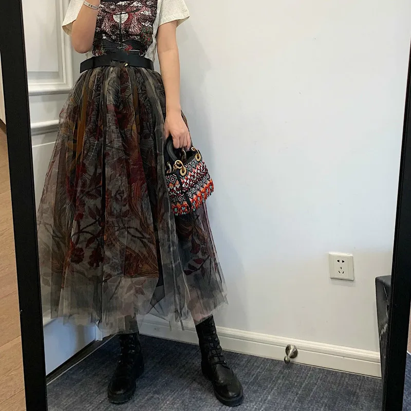 

Luxury Designer WOmen's Skirt 2020 Early Spring Boho Chic Totem Print Mesh Skirt Casual Women Ball Gown Maxi Runway Skirt Z010